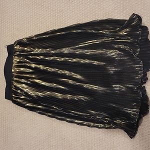 Pleated skirt